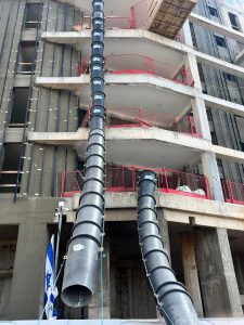 שרוול פסולת בניין